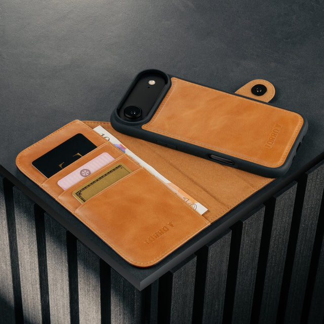 Card holder and detachable cover of the Black Leather Detachable Case for iPhone 17 Air