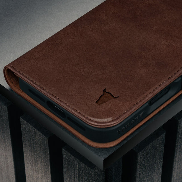 Dark Brown Leather Case for iPhone 17 Pro